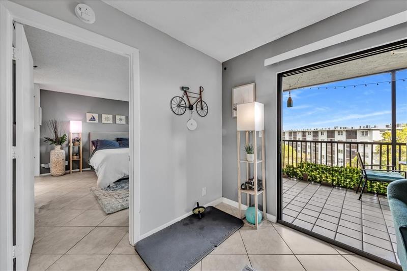 2217 Cypress Island Drive Pompano Beach FL 33069