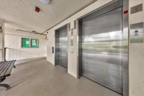 2217 Cypress Island Drive Pompano Beach FL 33069