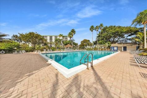 2217 Cypress Island Drive Pompano Beach FL 33069