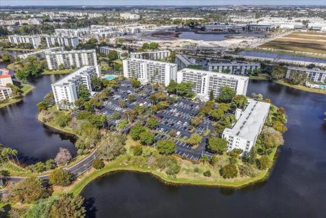 2217 Cypress Island Drive Pompano Beach FL 33069