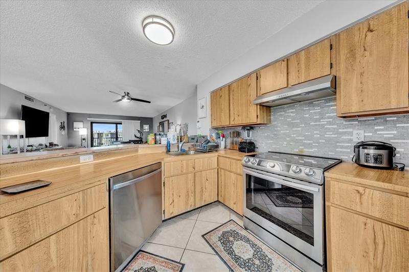 2217 Cypress Island Drive Pompano Beach FL 33069