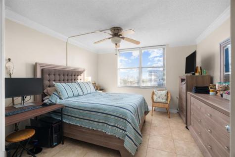 777 S Federal Hy Pompano Beach FL 33062