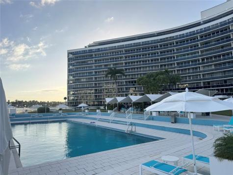 900 Bay Drive Miami Beach FL 33141