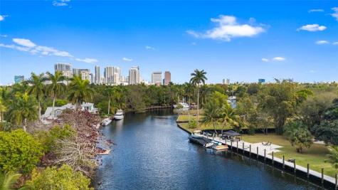 403 SW 13th Terrace Fort Lauderdale FL 33312