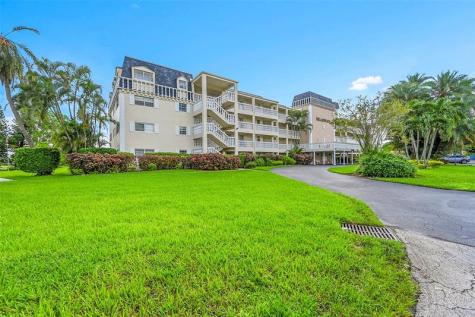 3475 Broken Woods Drive Coral Springs FL 33065