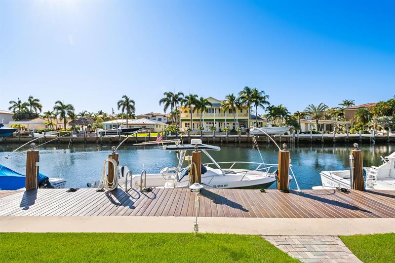 2400 NE 36th Street Lighthouse Point FL 33064