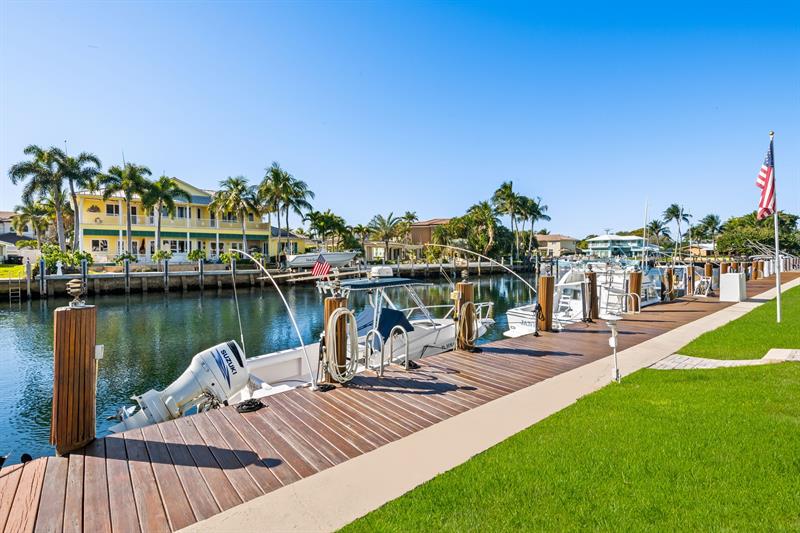 2400 NE 36th Street Lighthouse Point FL 33064