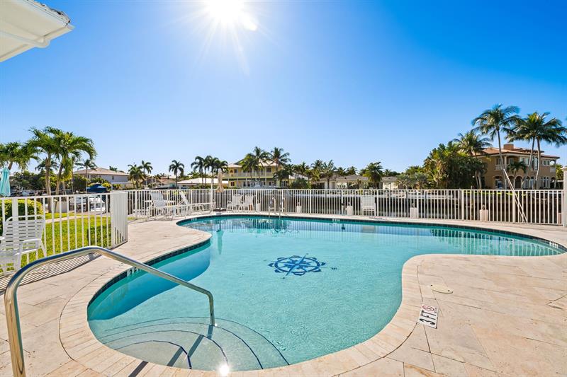 2400 NE 36th Street Lighthouse Point FL 33064
