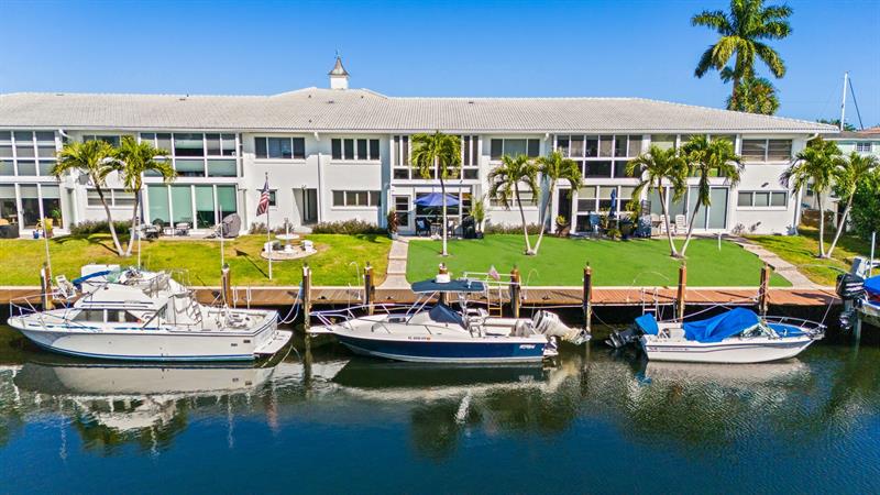 2400 NE 36th Street Lighthouse Point FL 33064