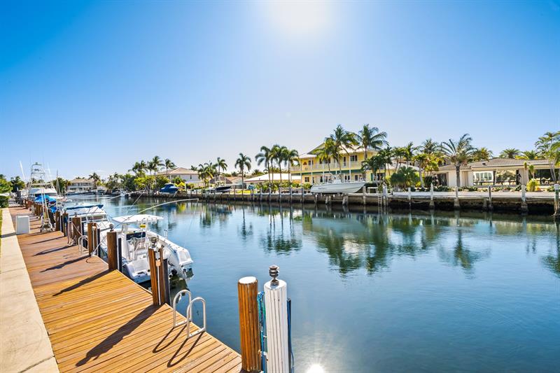 2400 NE 36th Street Lighthouse Point FL 33064