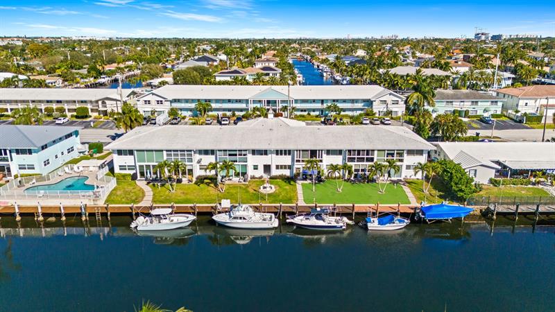 2400 NE 36th Street Lighthouse Point FL 33064