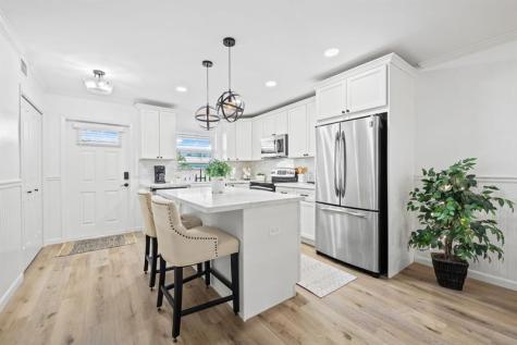 2400 NE 36th Street Lighthouse Point FL 33064