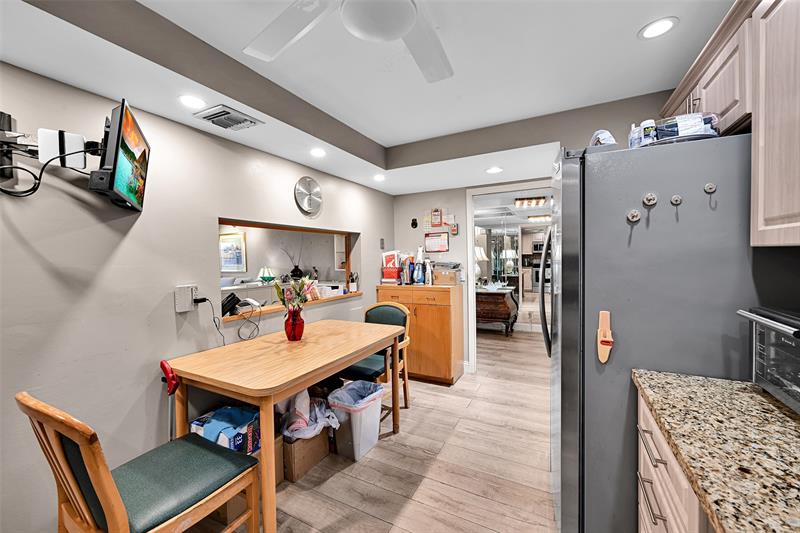 3960 Oaks Clubhouse Drive Pompano Beach FL 33069