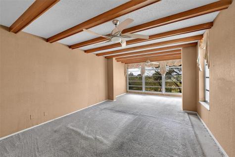 3960 Oaks Clubhouse Drive Pompano Beach FL 33069