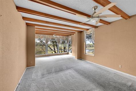 3960 Oaks Clubhouse Drive Pompano Beach FL 33069