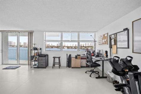 16558 NE 26th Avenue North Miami Beach FL 33160