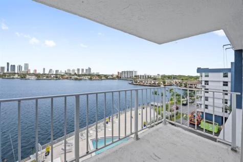 16558 NE 26th Avenue North Miami Beach FL 33160