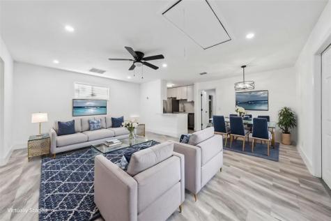 15 Crossings Circle Boynton Beach FL 33435