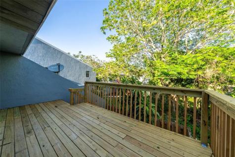 15 Crossings Circle Boynton Beach FL 33435