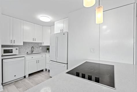 300 Oregon Street Hollywood FL 33019