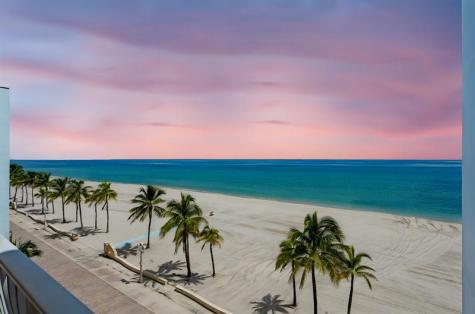 300 Oregon Street Hollywood FL 33019