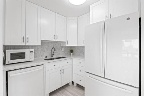 300 Oregon Street Hollywood FL 33019