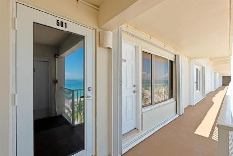 300 Oregon Street Hollywood FL 33019