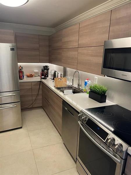 3000 S Ocean Drive Hollywood FL 33019