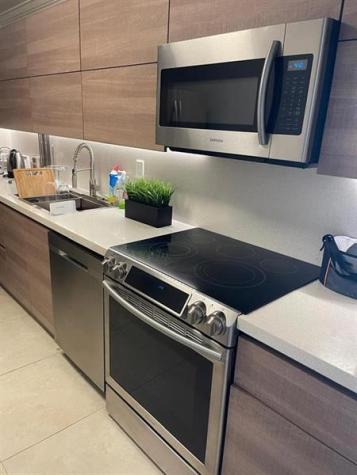 3000 S Ocean Drive Hollywood FL 33019