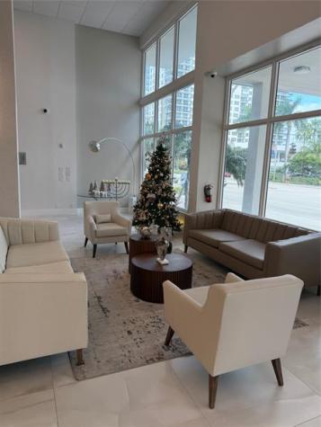 3000 S Ocean Drive Hollywood FL 33019