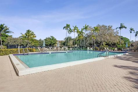 4301 Martinique Circle Coconut Creek FL 33066
