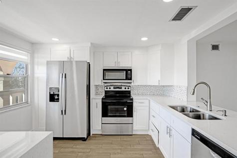 4301 Martinique Circle Coconut Creek FL 33066