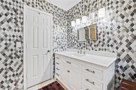 1621 NW 20th Avenue Delray Beach FL 33445