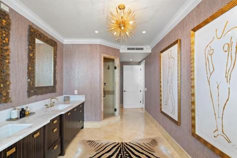 350 SE 2nd Street Fort Lauderdale FL 33301