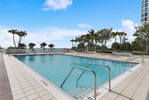 1620 S Ocean Boulevard Lauderdale By The Sea FL 33062