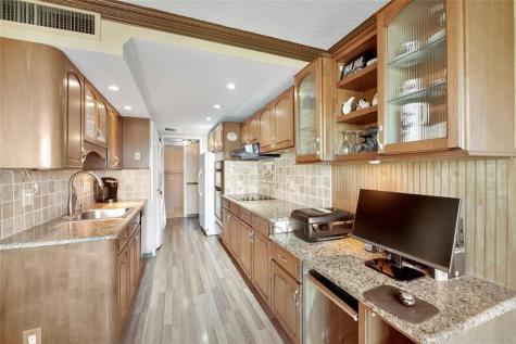 1620 S Ocean Boulevard Lauderdale By The Sea FL 33062