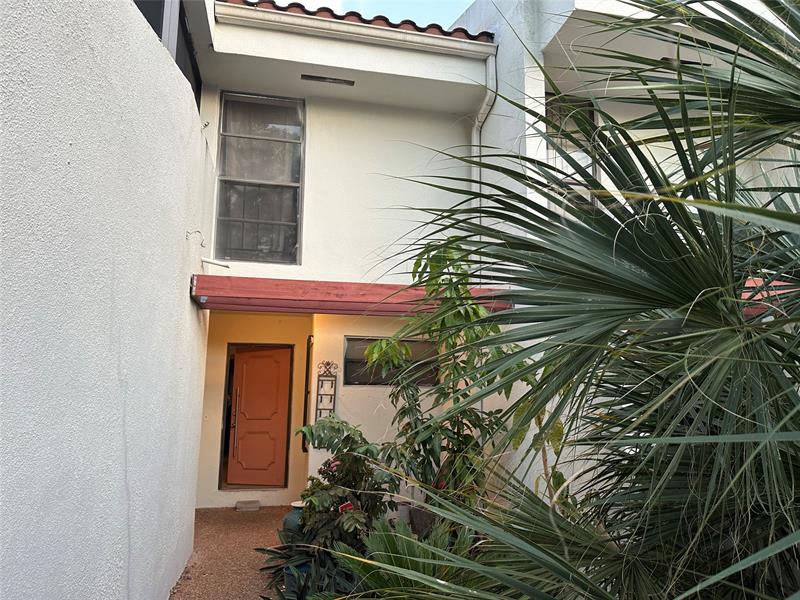 6542 Racquet Club Drive Fort Lauderdale FL 33319