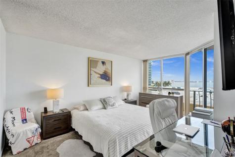 7601 E Treasure Drive North Bay Village FL 33141