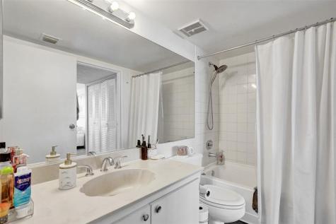 7601 E Treasure Drive North Bay Village FL 33141