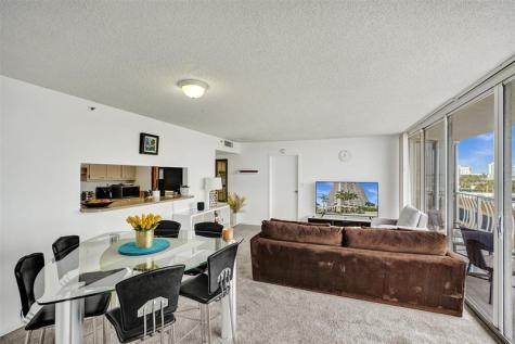 7601 E Treasure Drive North Bay Village FL 33141