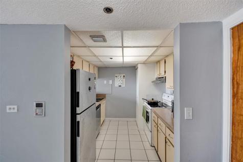 7601 E Treasure Drive North Bay Village FL 33141