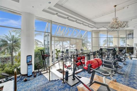 7601 E Treasure Drive North Bay Village FL 33141