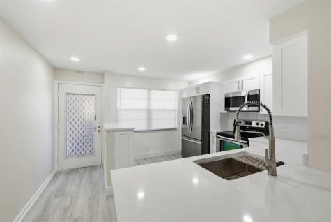 2901 Victoria Circle Coconut Creek FL 33066