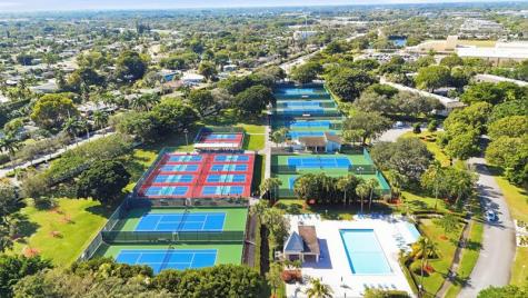 2901 Victoria Circle Coconut Creek FL 33066