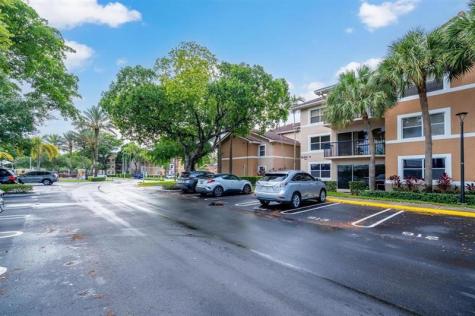 8851 S Wiles Road Coral Springs FL 33067