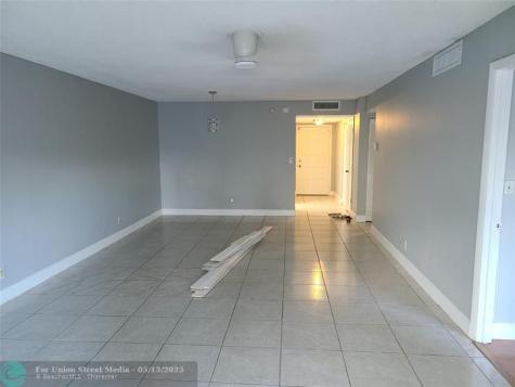 3300 Spanish Moss Terrace Lauderhill FL 33319