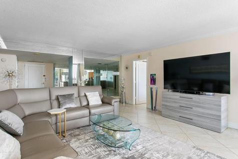 1010 S Ocean Boulevard Pompano Beach FL 33062