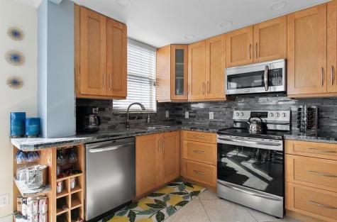 1010 S Ocean Boulevard Pompano Beach FL 33062