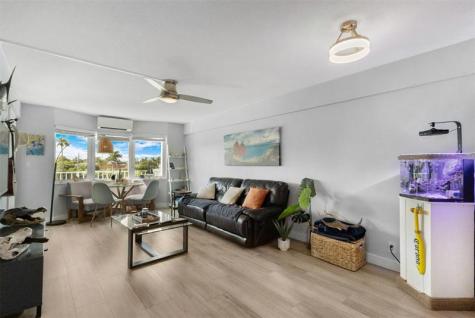 1501 SE 15th Court Deerfield Beach FL 33441