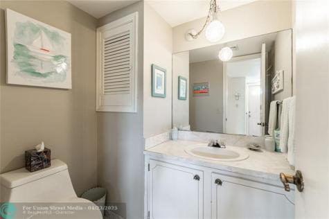 671 S Hollybrook Drive Pembroke Pines FL 33025